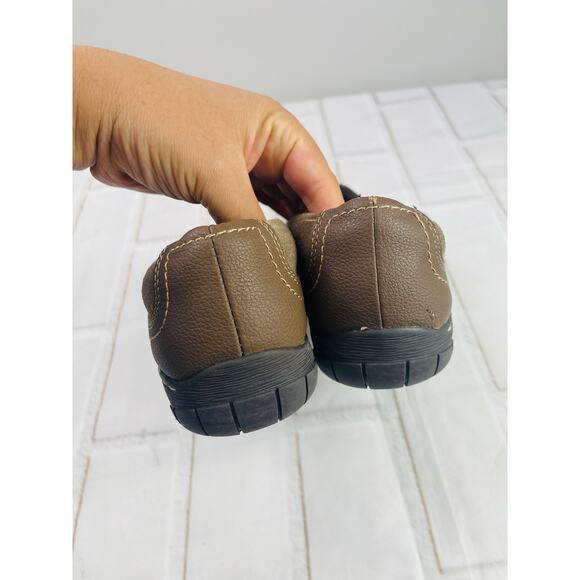 NEW Naturalizer suede tan loafers size 8.5 - Picture 4 of 9